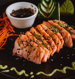 Sashimí de salmão especial - 8 peças